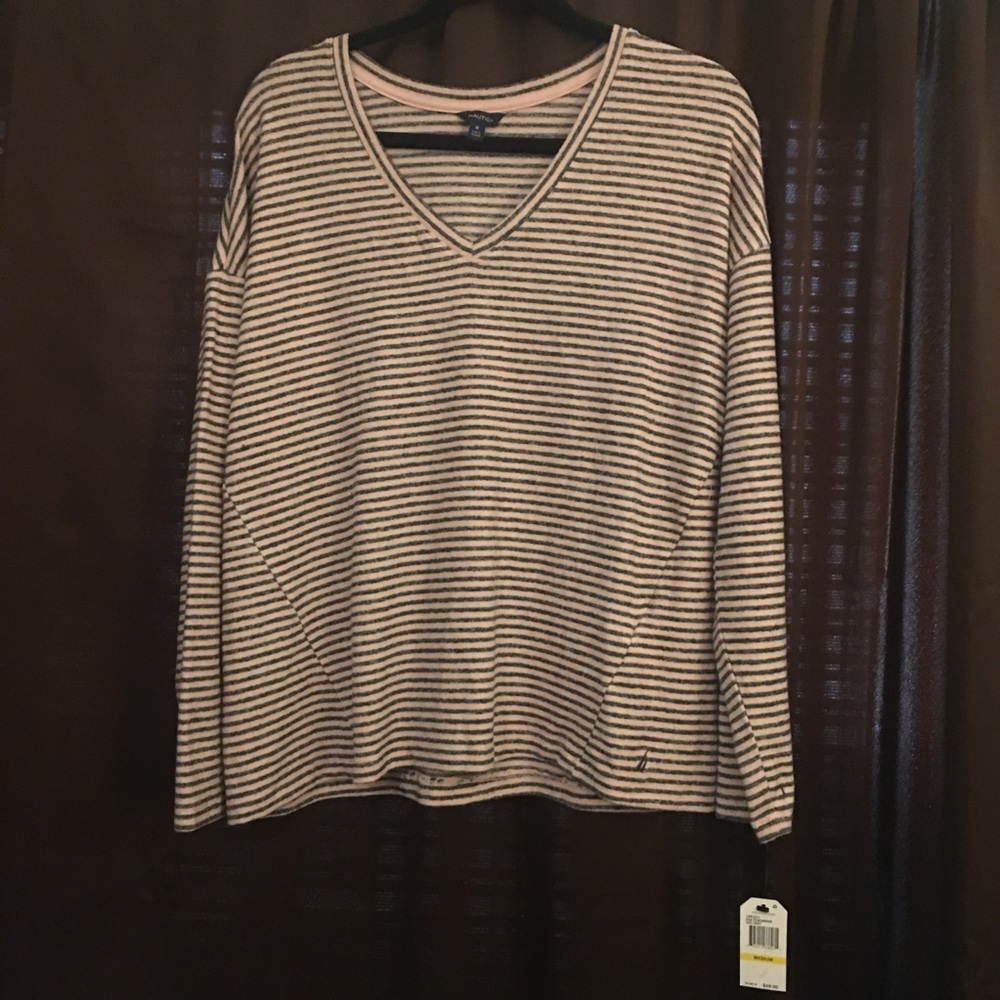 NWT Nautica long sleeve top